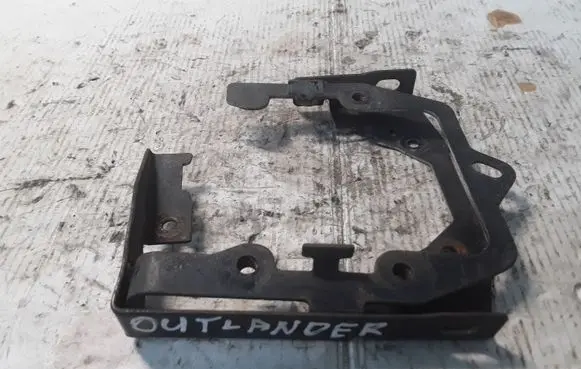 Mitsubishi Outlander Fog light bracket NOCODE