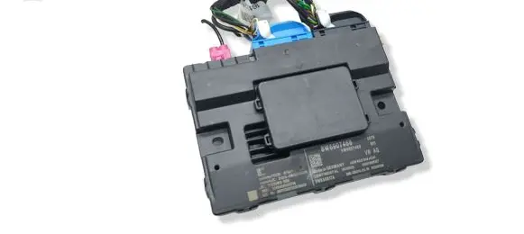 Audi Q7 4M Gateway control module 8W6907468