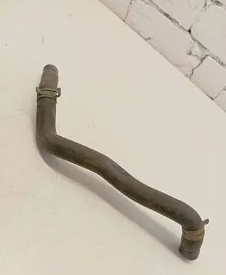 Volkswagen Transporter - Caravelle T4 Engine coolant pipe/hose 701819373L