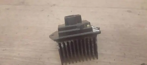 Mazda 626 Heater blower motor/fan resistor