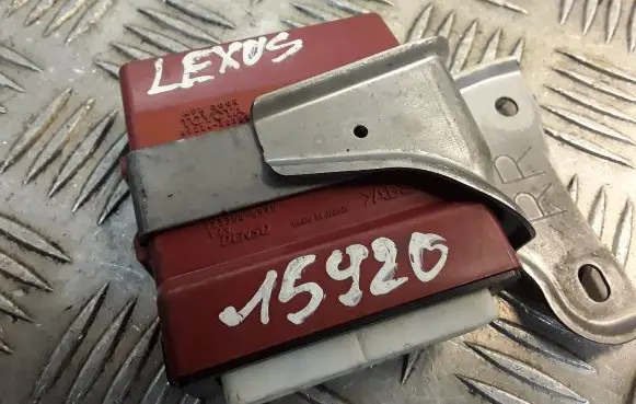 Lexus GS 300 350 430 450H Door control unit/module 8922430080