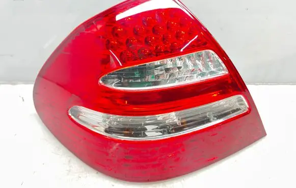 Mercedes-Benz E W211 Rear/tail lights A2118200564