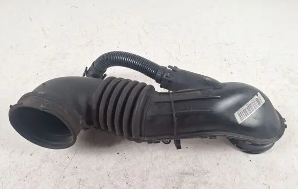 BMW 1 E81 E87 Air intake hose/pipe 7804846