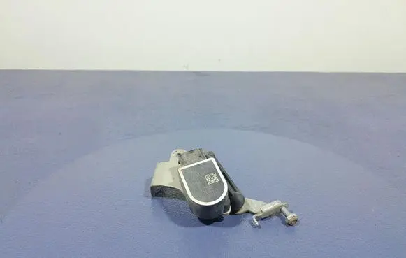 BMW M5 Headlight ballast module Xenon 6870965