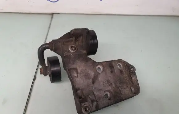 BMW 5 E39 A/C compressor mount bracket 7786194 64557786194 64552247420