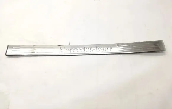 Mercedes-Benz E W212 Front sill trim cover 2126860936