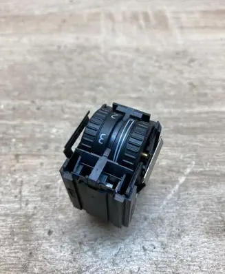 Volkswagen PASSAT B7 Headlight level height control switch 3AA941333