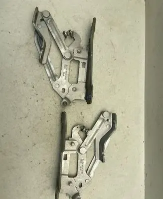 Mercedes-Benz GLK (X204) Engine bonnet/hood hinges A2048800428 A2048800328