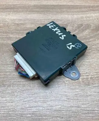 Lexus IS 220D-250-350 Parking PDC control unit/module 8967053040 1012380111 WITHPLUG