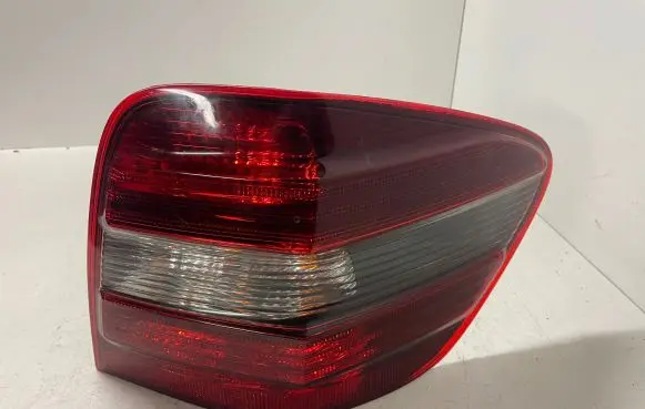 Mercedes-Benz ML W164 Rear/tail lights a1649061200
