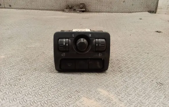 Subaru Legacy Wing mirror switch 159911JC11A