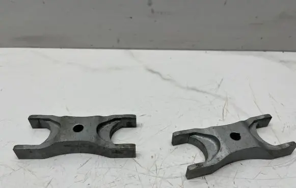 Audi A5 8T 8F Fuel Injector clamp holder