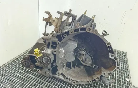 Peugeot Boxer Manual 5 speed gearbox 20MM01