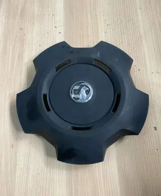 Opel Vivaro R16 wheel hub/cap/trim 93866156