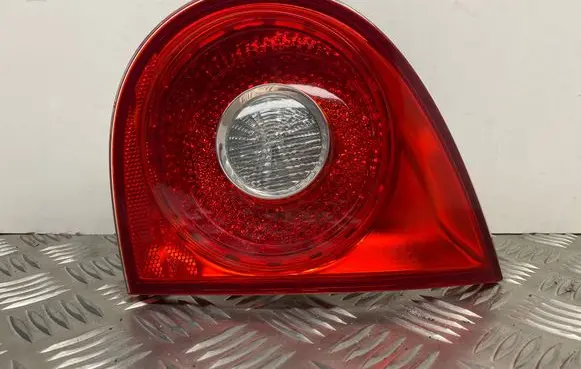 Volkswagen Golf V Tailgate rear/tail lights 1K6945094J