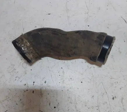 BMW 5 E60 E61 Intercooler hose/pipe 7790132