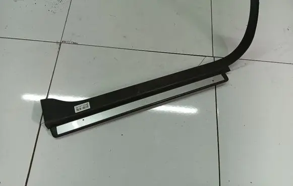 Nissan Murano Z50 Front sill trim cover H6735455100