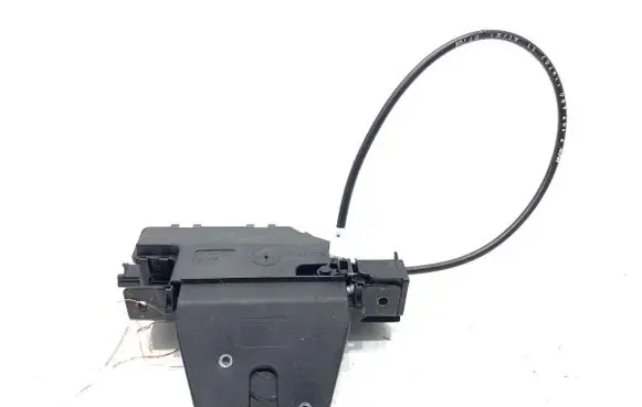 BMW 3 E90 E91 Tailgate exterior lock 7840617