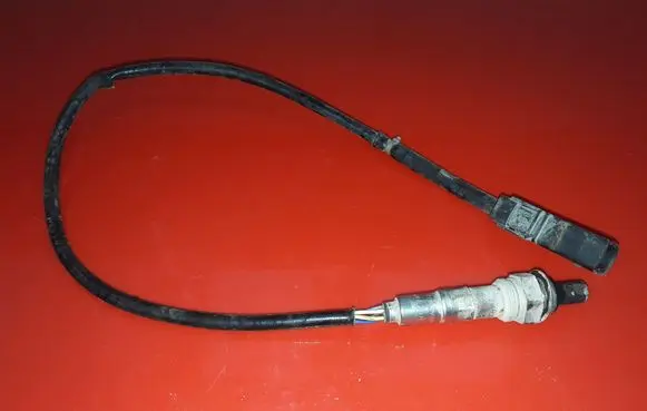 Volkswagen PASSAT B6 Lambda probe sensor 03G906262B