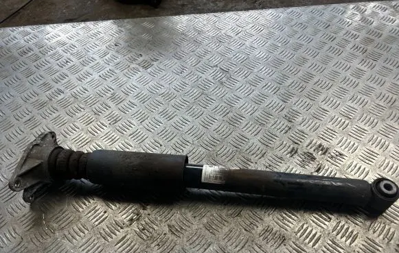 Mini Clubman F54 Rear shock absorber/damper 6862712