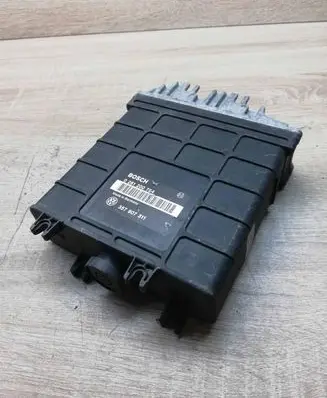 Volkswagen Golf III Engine control unit/module ECU 357907311 0261200754