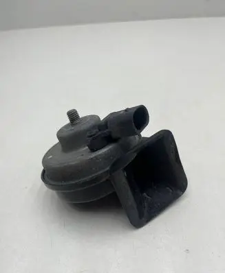 BMW 1 F20 F21 Horn signal 6033FB2372 090318L7C 6033FB2387