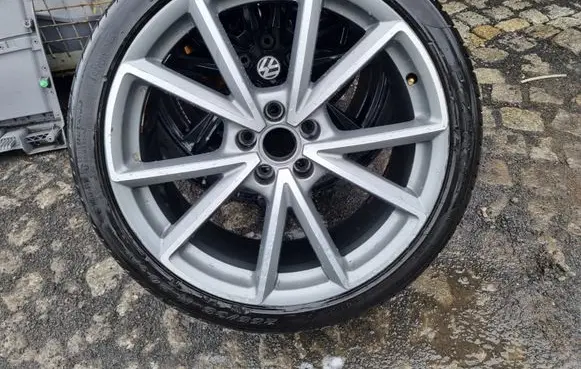 Audi RSQ3 R20 alloy rim 8U0601025AK