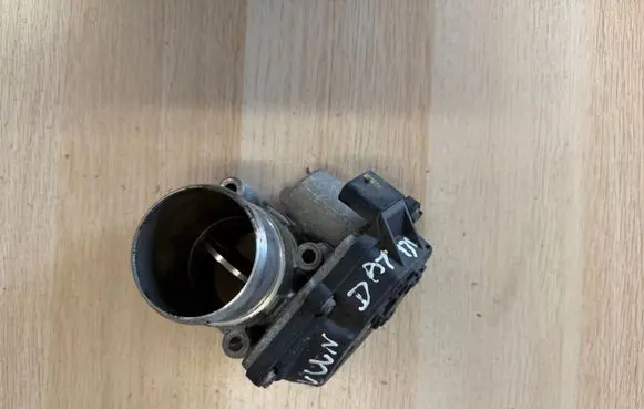 Hyundai i30 Throttle valve 351002A900