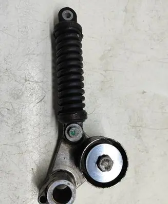 Suzuki Grand Vitara II Alternator belt tensioner 