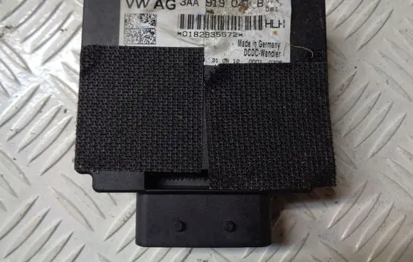 Volkswagen Up Current control relay 3AA919041B
