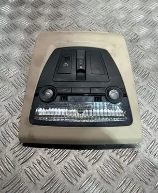 BMW 5 GT F07 Front seat light C910025