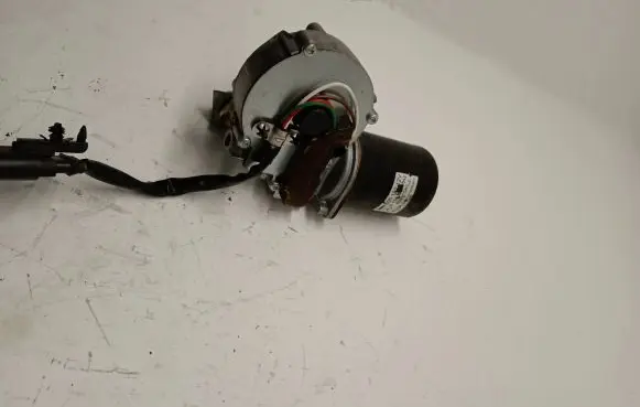 Mercedes-Benz GLE (W166 - C292) Wiper motor A1668202840