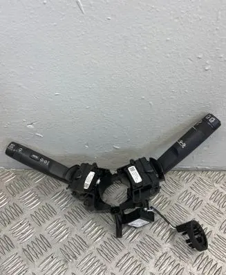 Opel Insignia A Wiper control stalk 13500693 90200210222