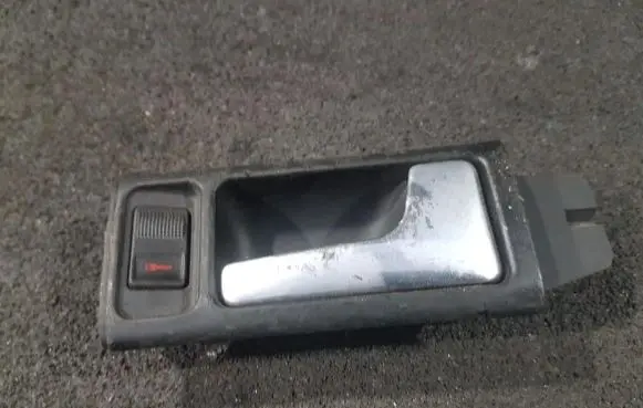 Audi A6 S6 C4 4A Front door interior handle 4a0837020c