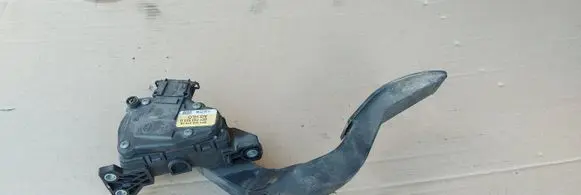 Audi A4 S4 B7 8E 8H Accelerator throttle pedal 8E1723523G