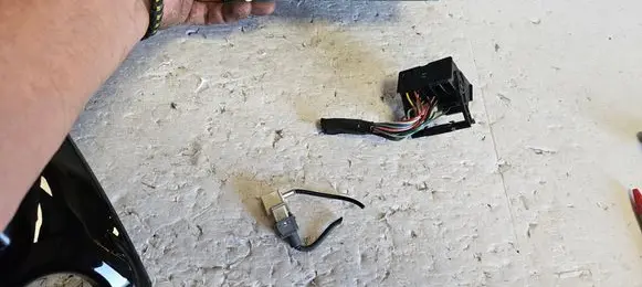 Peugeot iOn Sound system wiring loom 96748368XT