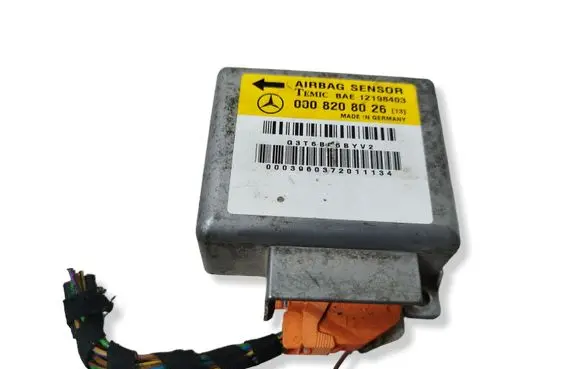 Mercedes-Benz C W202 Airbag control unit/module 0008208026