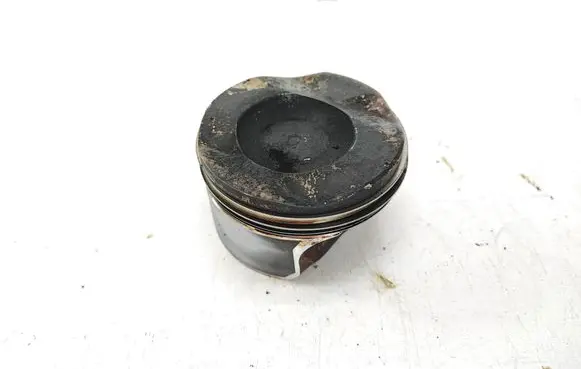 BMW 3 E92 E93 Piston 
