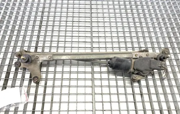 Front wiper linkage and motor