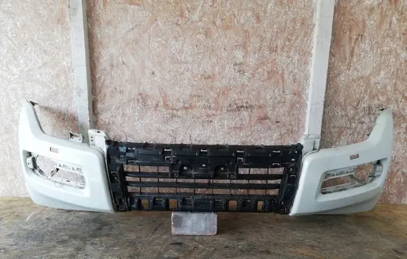 Mitsubishi Pajero Front bumper 6400G152ZZ