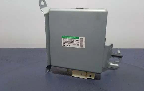 Toyota Avensis T270 Other control units/modules 8965005140