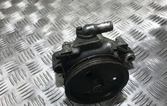 Honda Civic Power steering pump