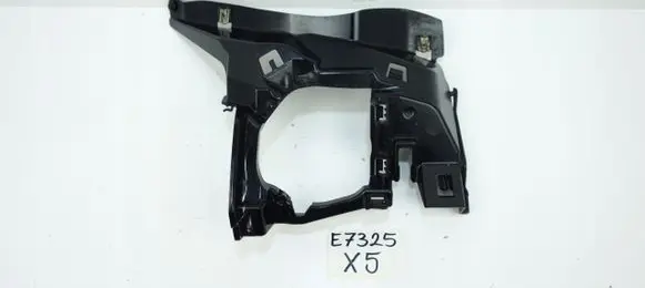 BMW 1 F20 F21 Front bumper mounting bracket 7371739