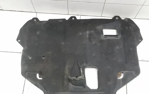 Ford Focus Engine splash shield/under tray
