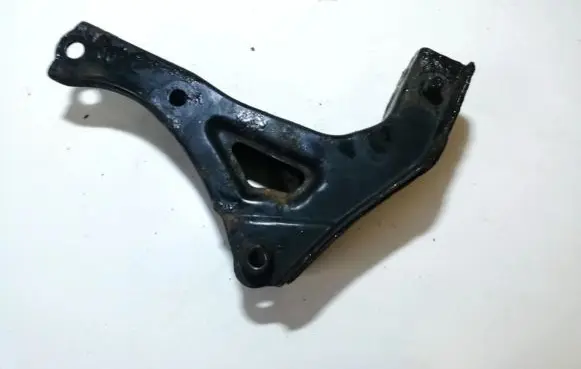 Honda Accord Engine mounting bracket