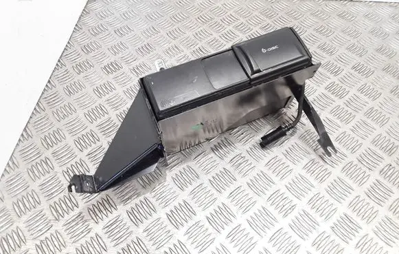 Audi A6 S6 C5 4B CD/DVD changer 
