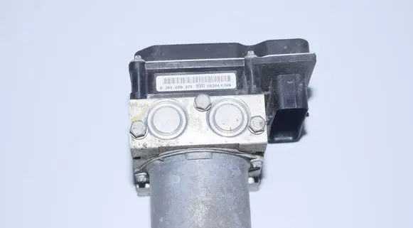 BMW 6 E63 E64 ABS Pump 6769703 6758743