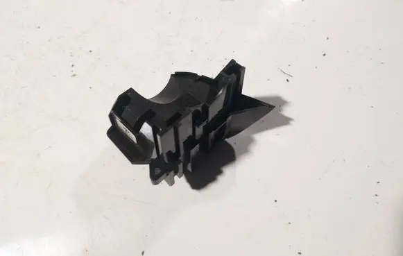 Volvo V70 Steering wheel buttons/switches 