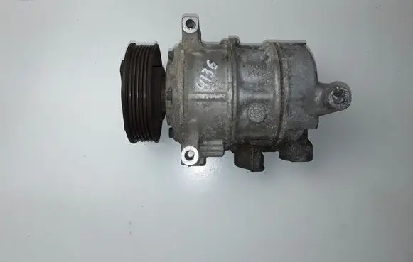 Volkswagen Golf VII Air conditioning (A/C) compressor (pump) 5Q0816803F