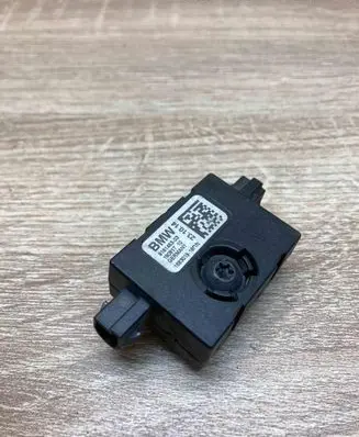 BMW 1 F20 F21 Aerial antenna amplifier 9181453 918145303